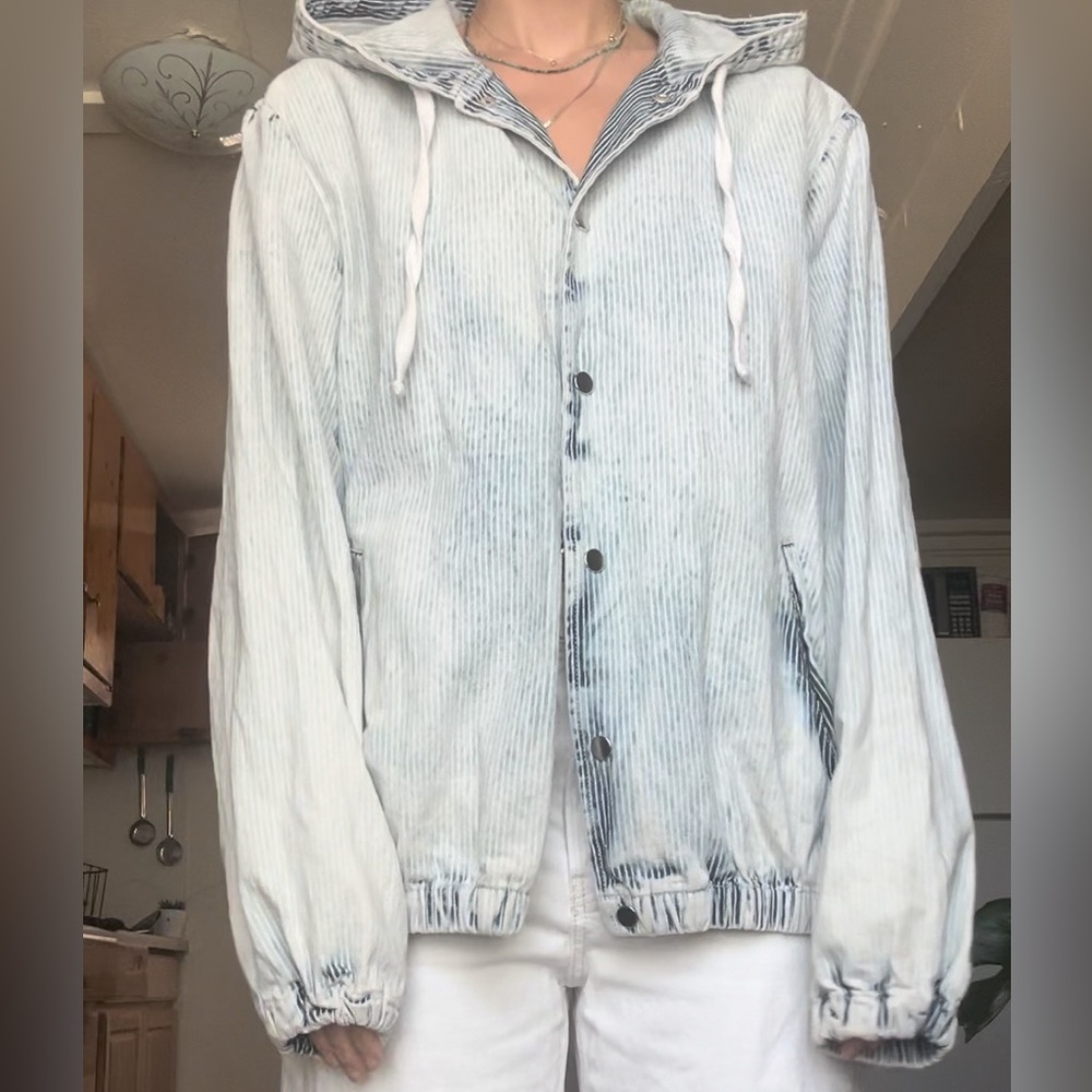 Fashion Nova Men's Blue Striped Jacket